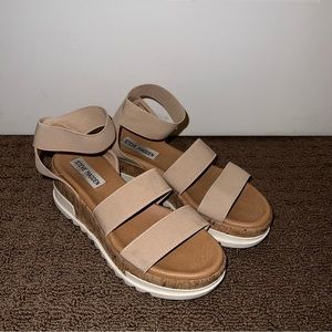 Steve Madden Nude/Tan Platform Sandals